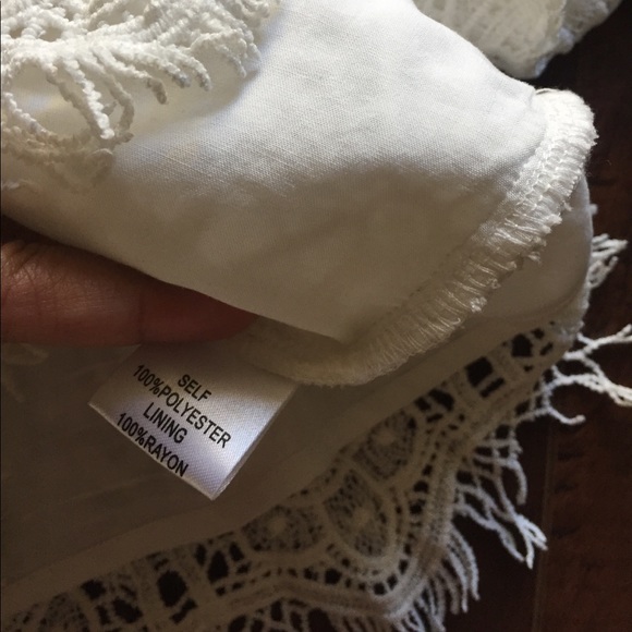 NWOT White Lace Romper - Picture 5 of 7